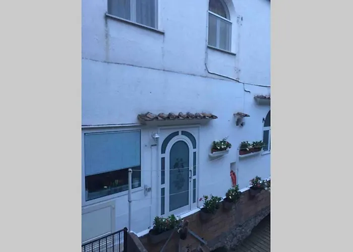 Boutique By The Sea Apartment Positano